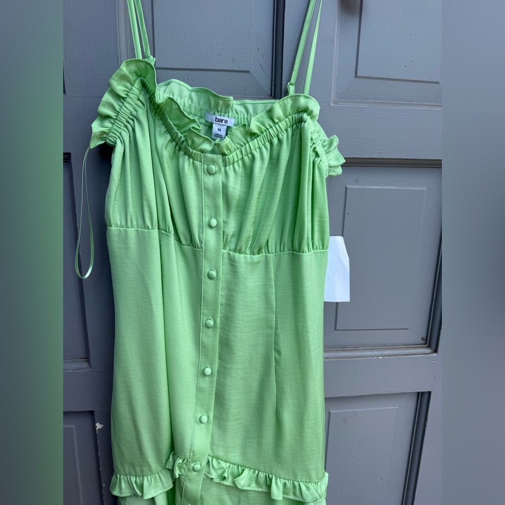 NWT Women’s‎ Bar lll sweetheart neck ruffled snap front dress, green size XS - Picture 7 of 7